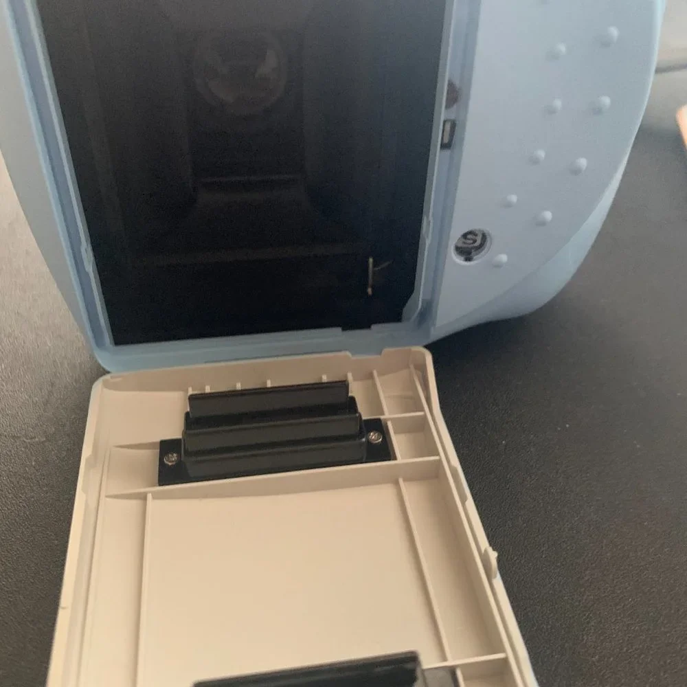 Fujifilm Instax Mini 7S Instant Camera Bundle - Light Blue